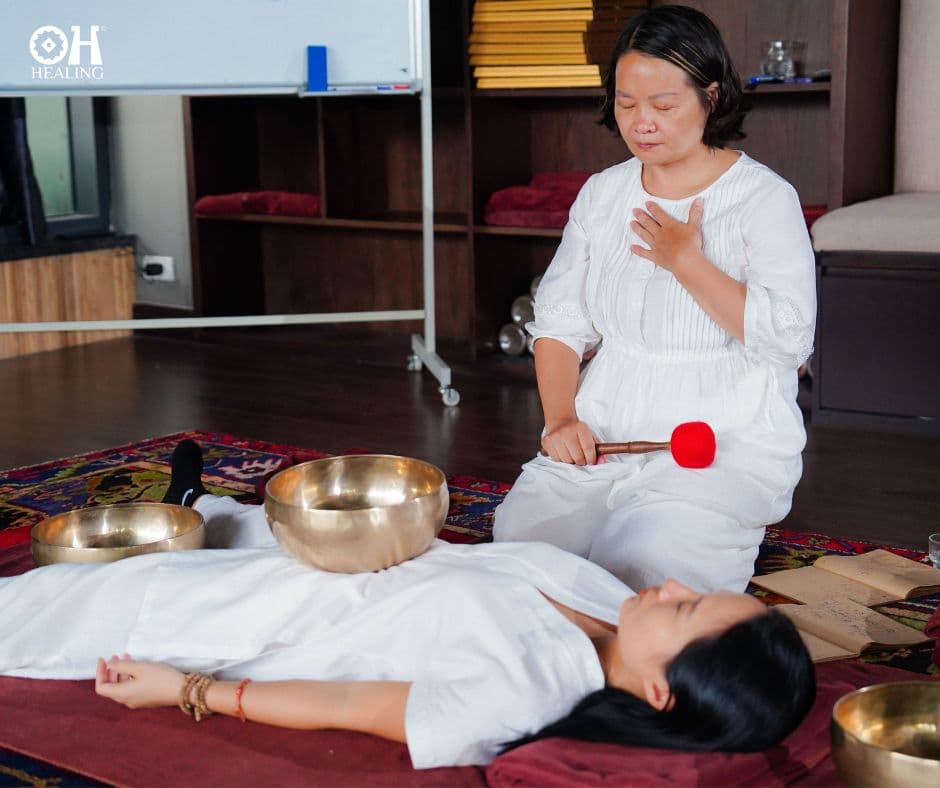 Chuyên đề Chăm sóc Sức khỏe Phụ nữ Toàn diện cùng Chuông xoay Himalaya